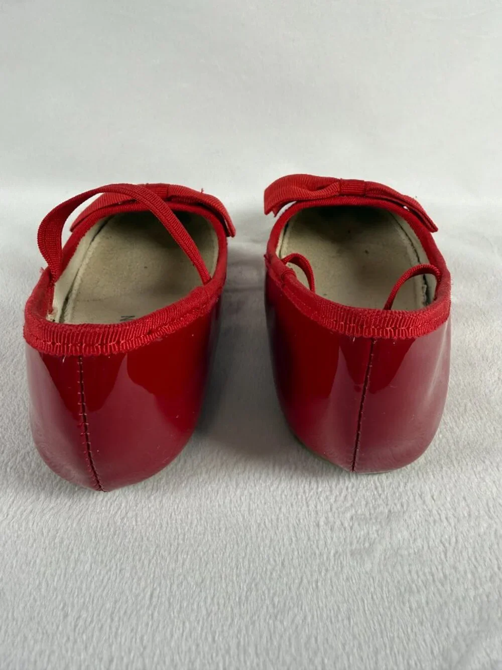 Thee Bron Girls Red Mary Jane Flats Bow Patent Shoes Size 8 Toddler ReLoved